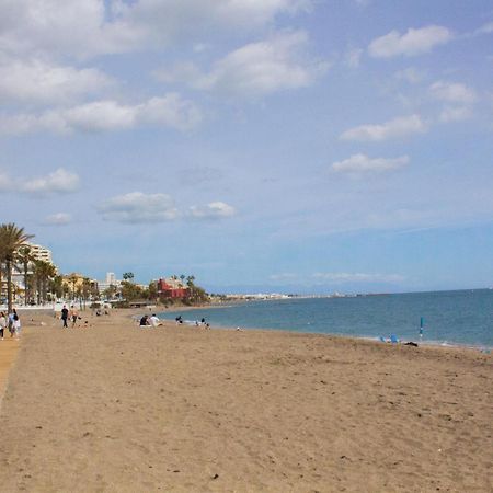 Benalroma Spacious Apartment 50 Mt From The Beach Benalmadena Luaran gambar