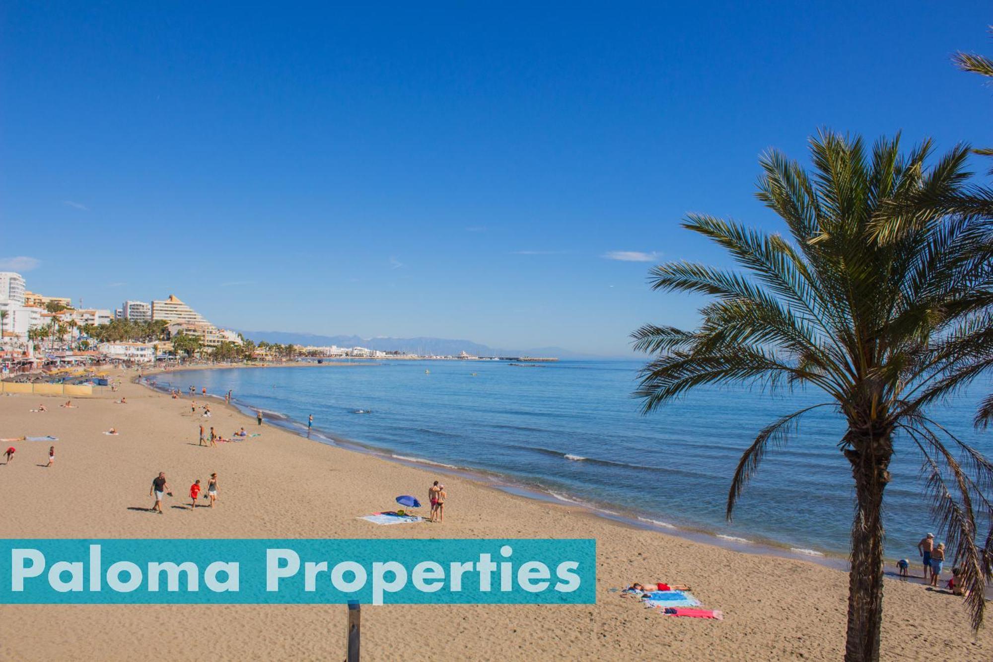Benalroma Spacious Apartment 50 Mt From The Beach Benalmadena Luaran gambar